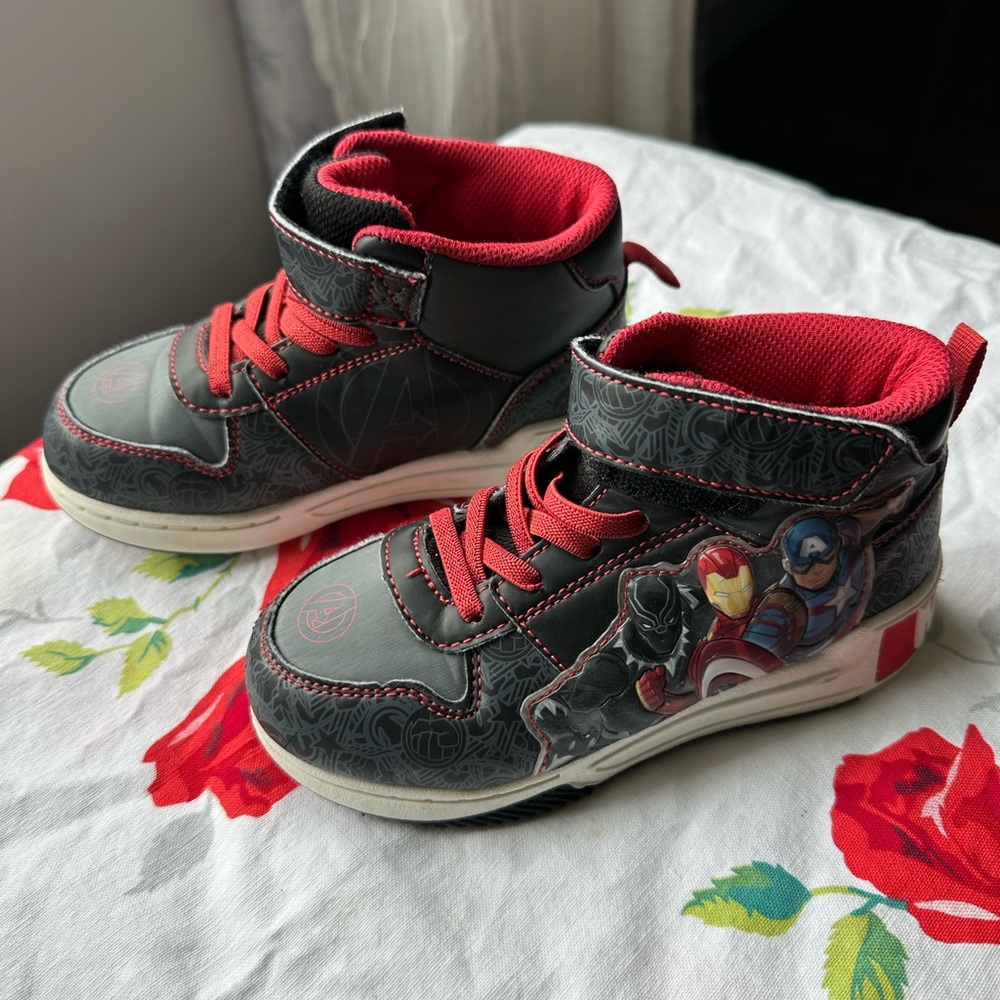 Marvel Avengers kids 11 black, gray, and Red HighTop Sneakers laces Velcro Strap